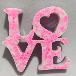 Figura Decorativa de Resina "LOVE"