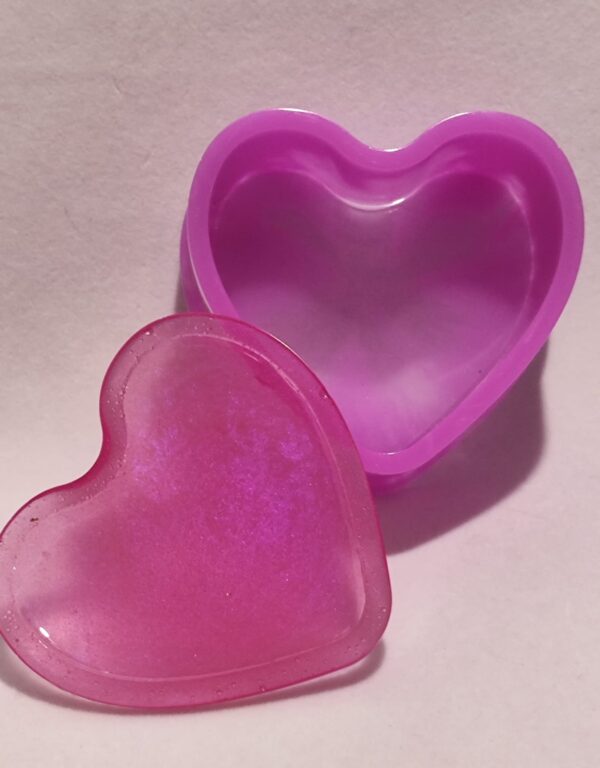 Caja corazón resina con tapa - Imagen 2
